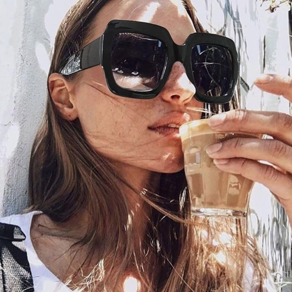 Bold Oversized Square Sunglasses in Black - Women's Fashion